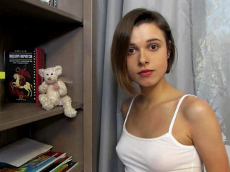 Убери камеру! Я обнаженная! Не хочу трахаться перед ней